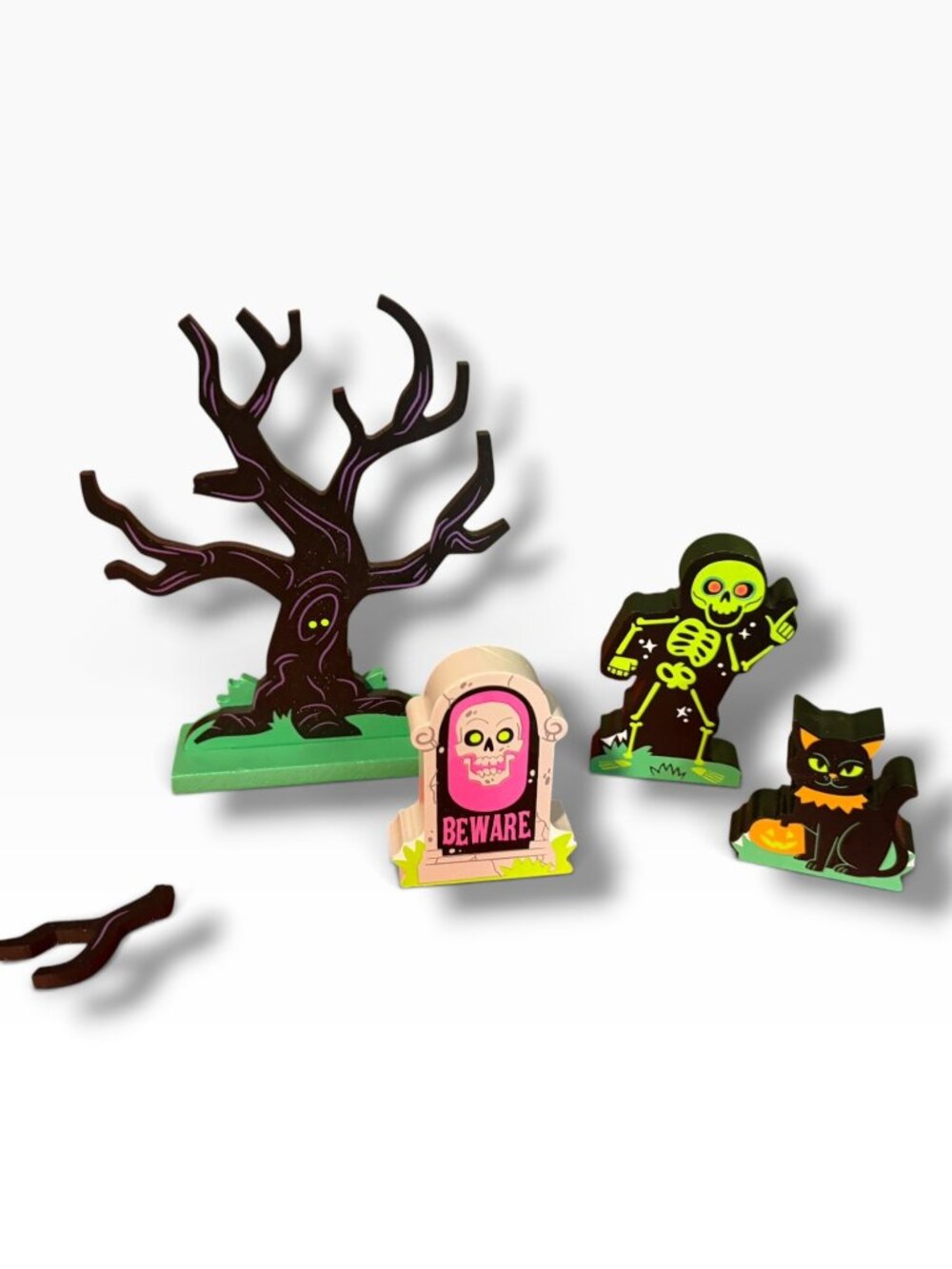 Target Hyde & EEK! Boutique 4pc Wood Halloween Mini Mantle Figurine Set – Rare